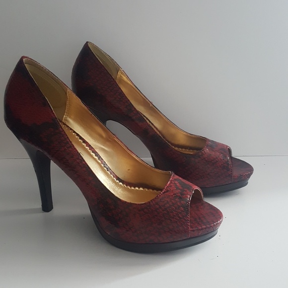 RAMPAGE Gracee peep toe heel size 8 - Picture 2 of 4